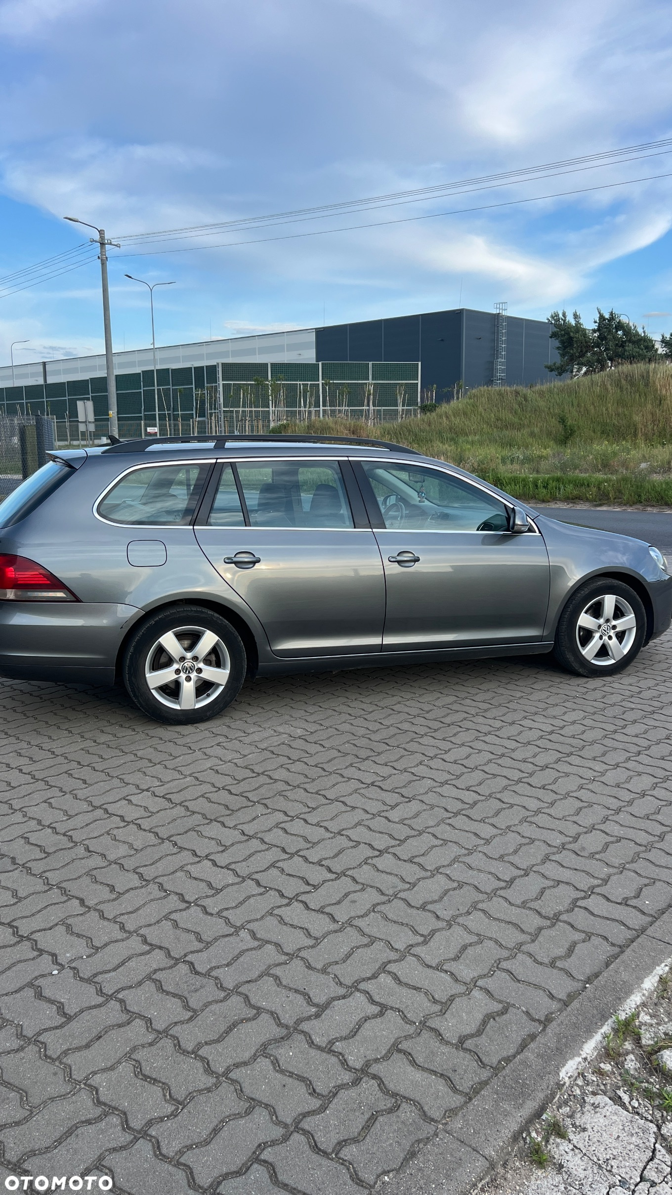 Volkswagen Golf 1.6 TDI BlueMotion Technology DSG Comfortline - 13