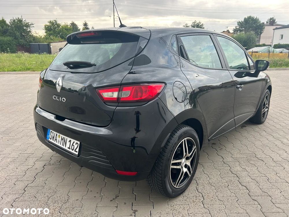 Renault Clio 1.2 16V 75 Business - 13