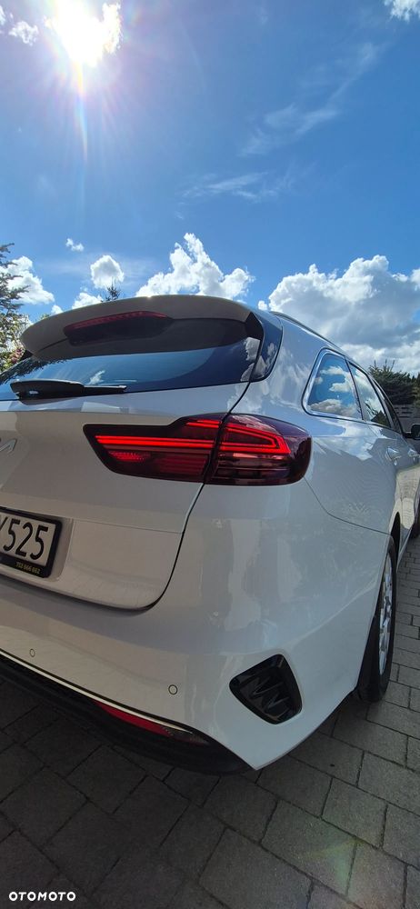 Kia Ceed 1.5 T-GDI M - 14