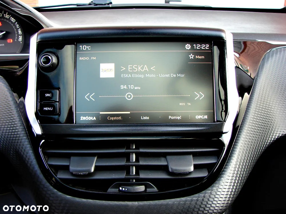 Peugeot 2008 1.2 Pure Tech Style EU6 - 27