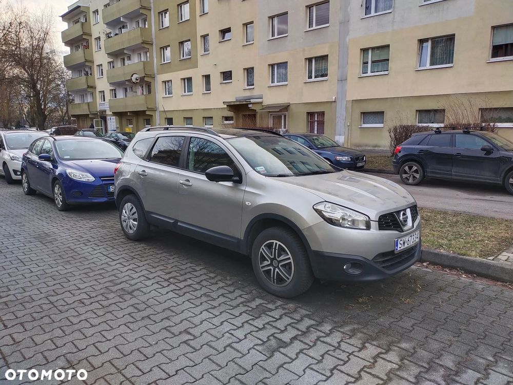 Nissan Qashqai 2.0 lounge