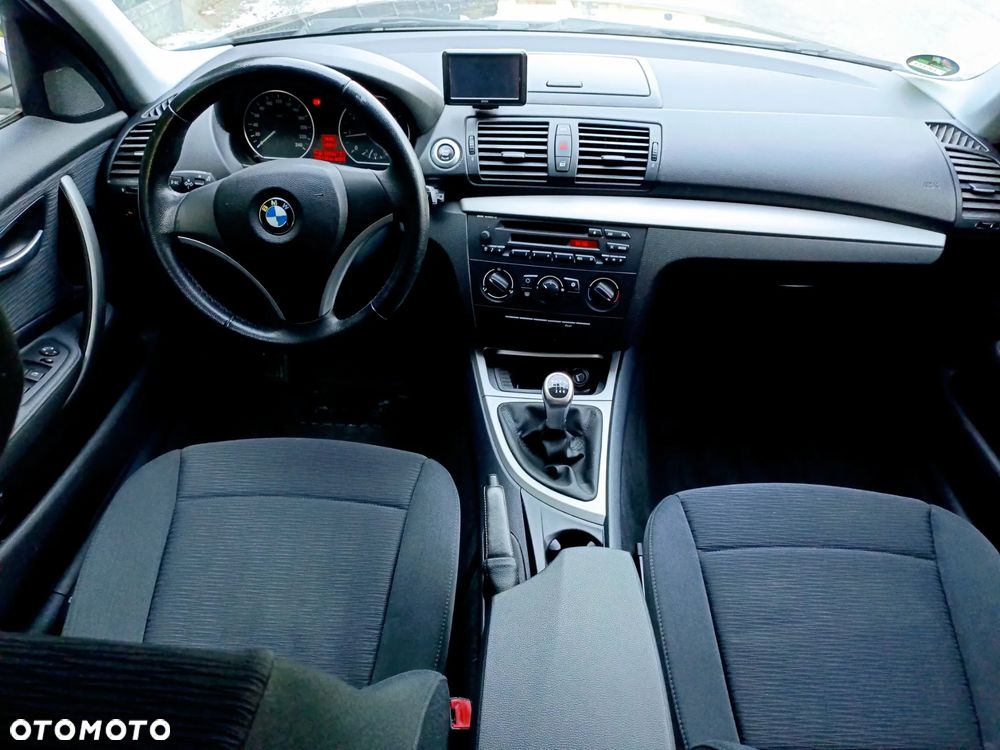 BMW Seria 1 116i - 10