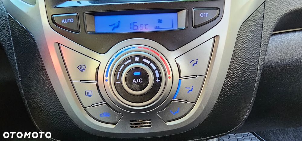 Hyundai ix20 1.6 blue Passion - 31