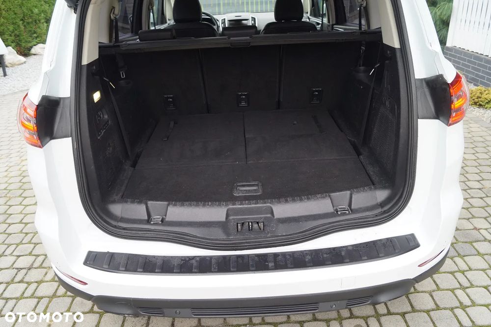 Ford S-Max 2.0 EcoBoost Titanium - 17