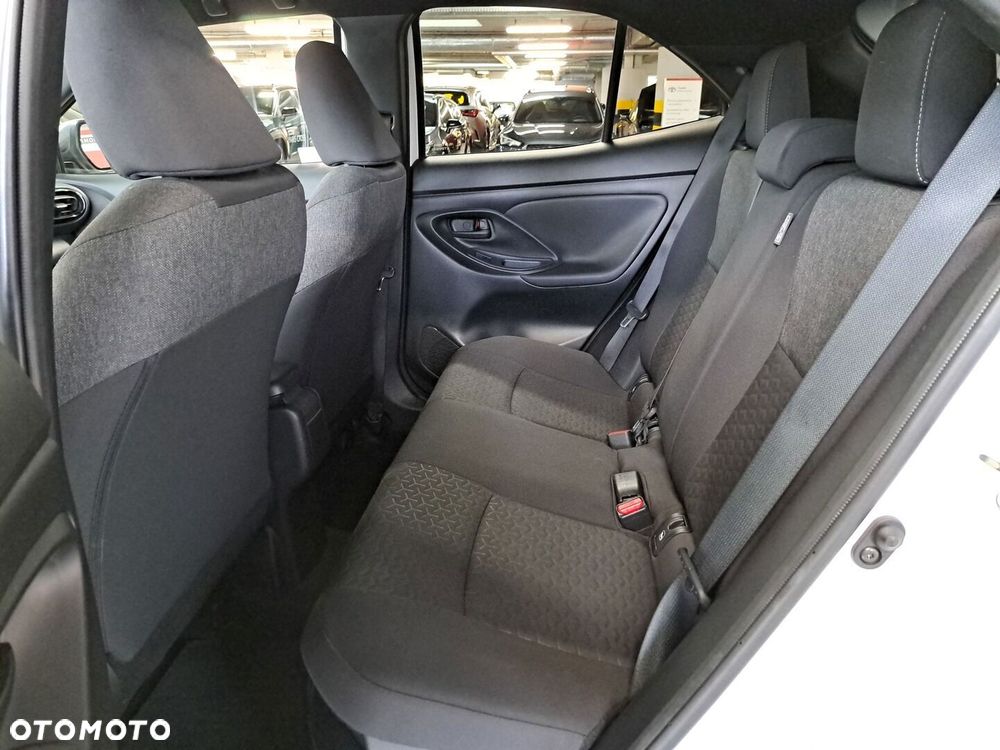 Toyota Yaris Cross Hybrid 1.5 Comfort - 13