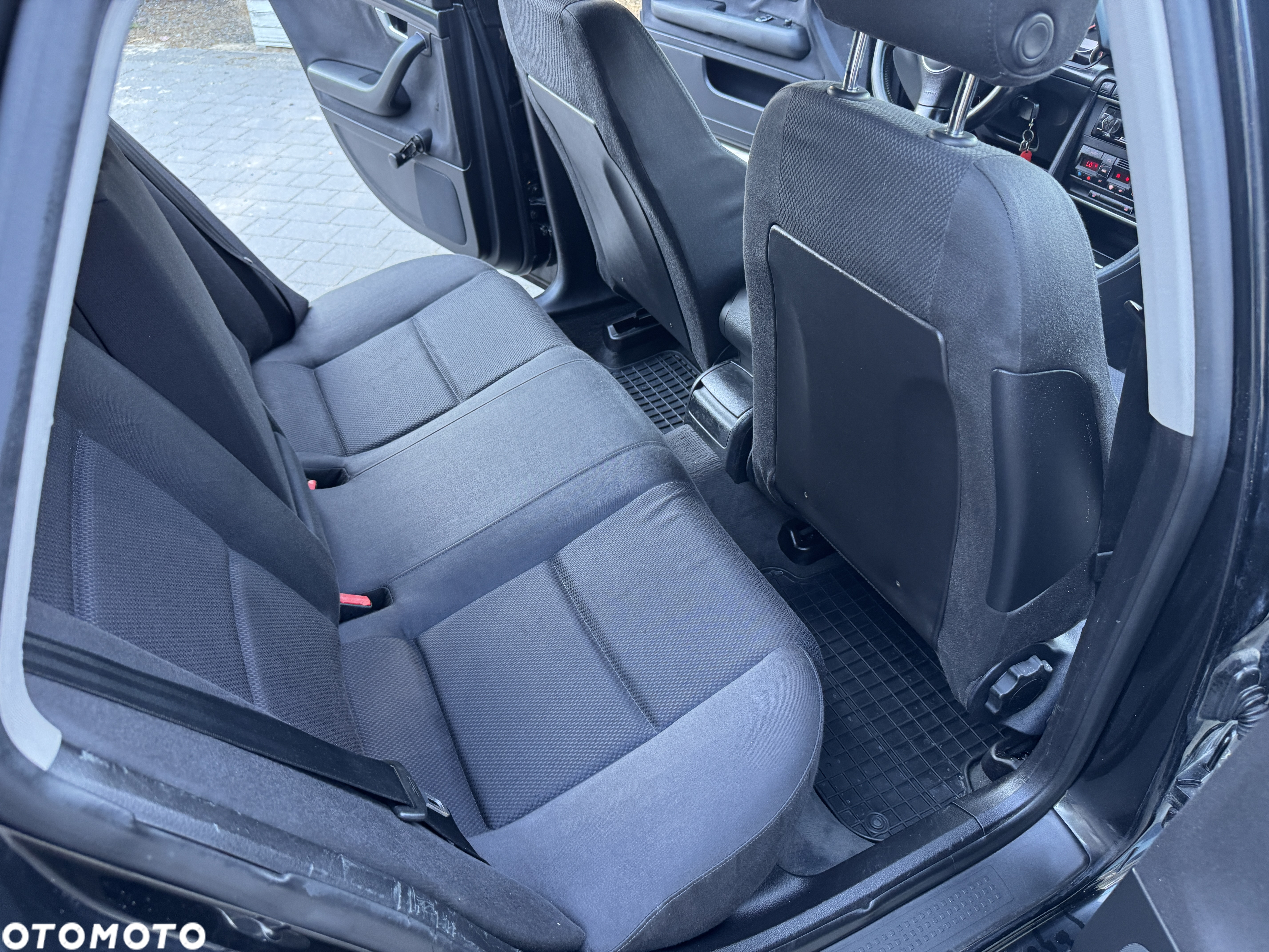 Audi A4 Avant 1.8T - 8