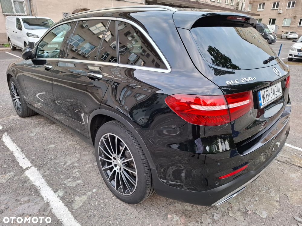 Mercedes-Benz GLC - 9