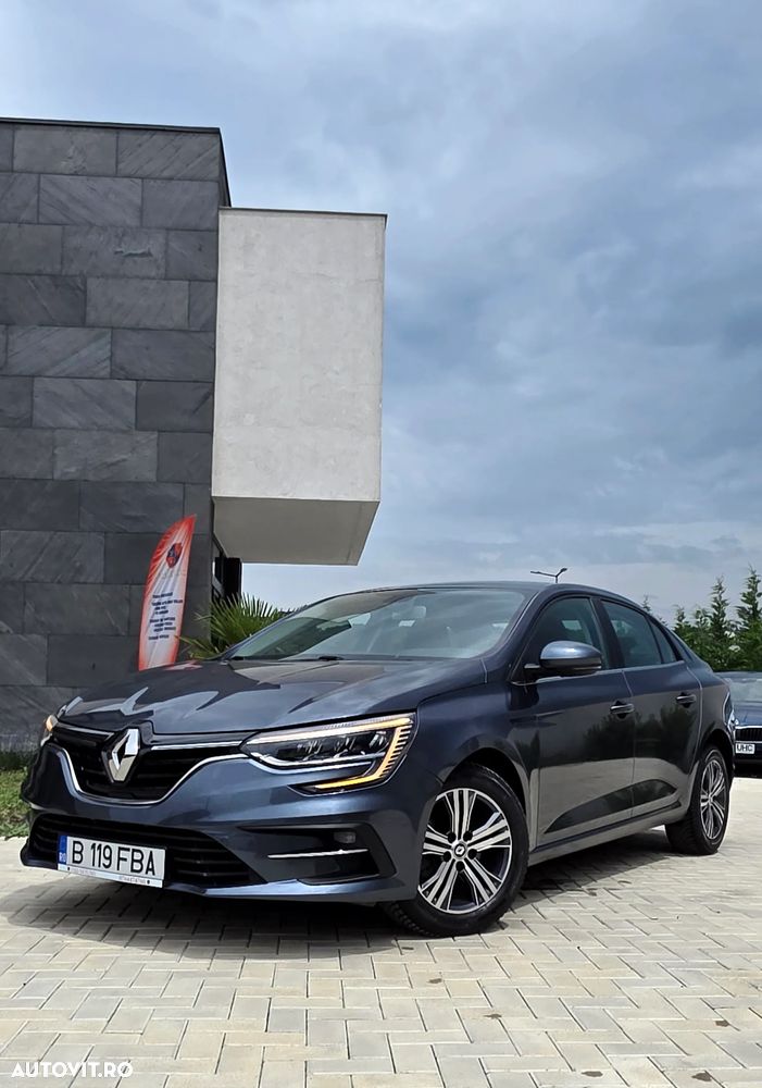 Renault Megane TCe 140 GPF Equilibre - 3