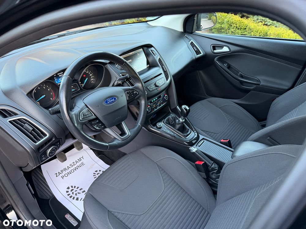 Ford Focus 1.0 EcoBoost Titanium - 11