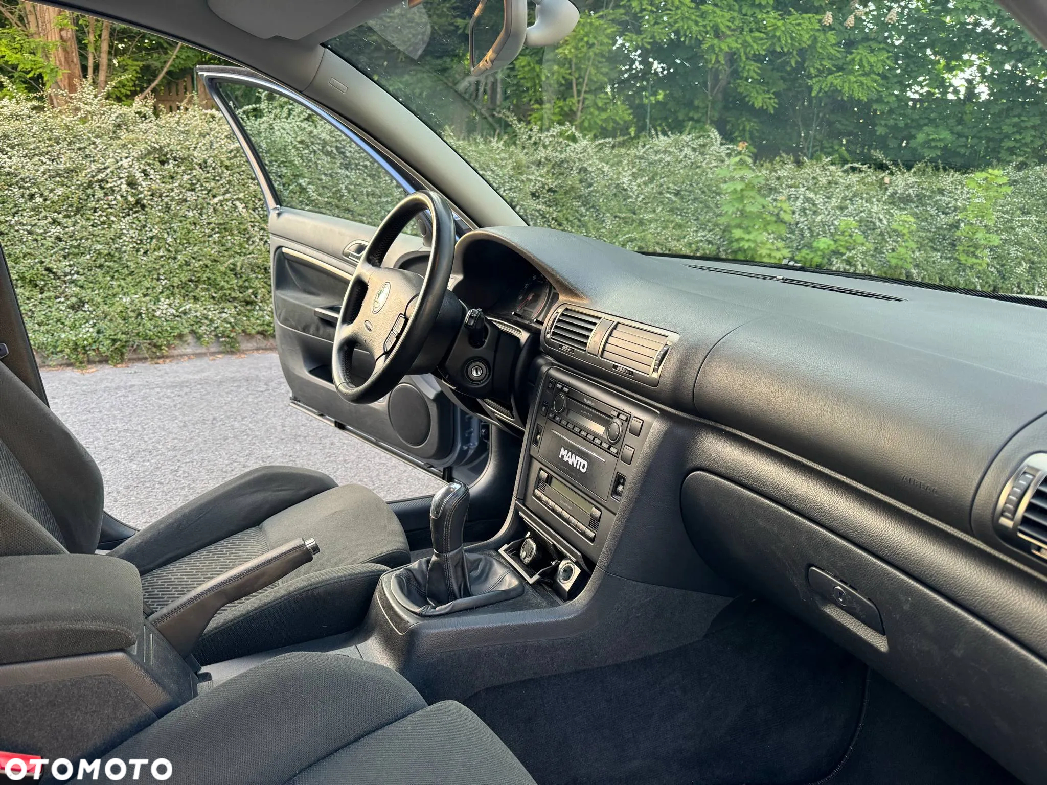 Skoda Superb 2.8 V6 Comfort - 14