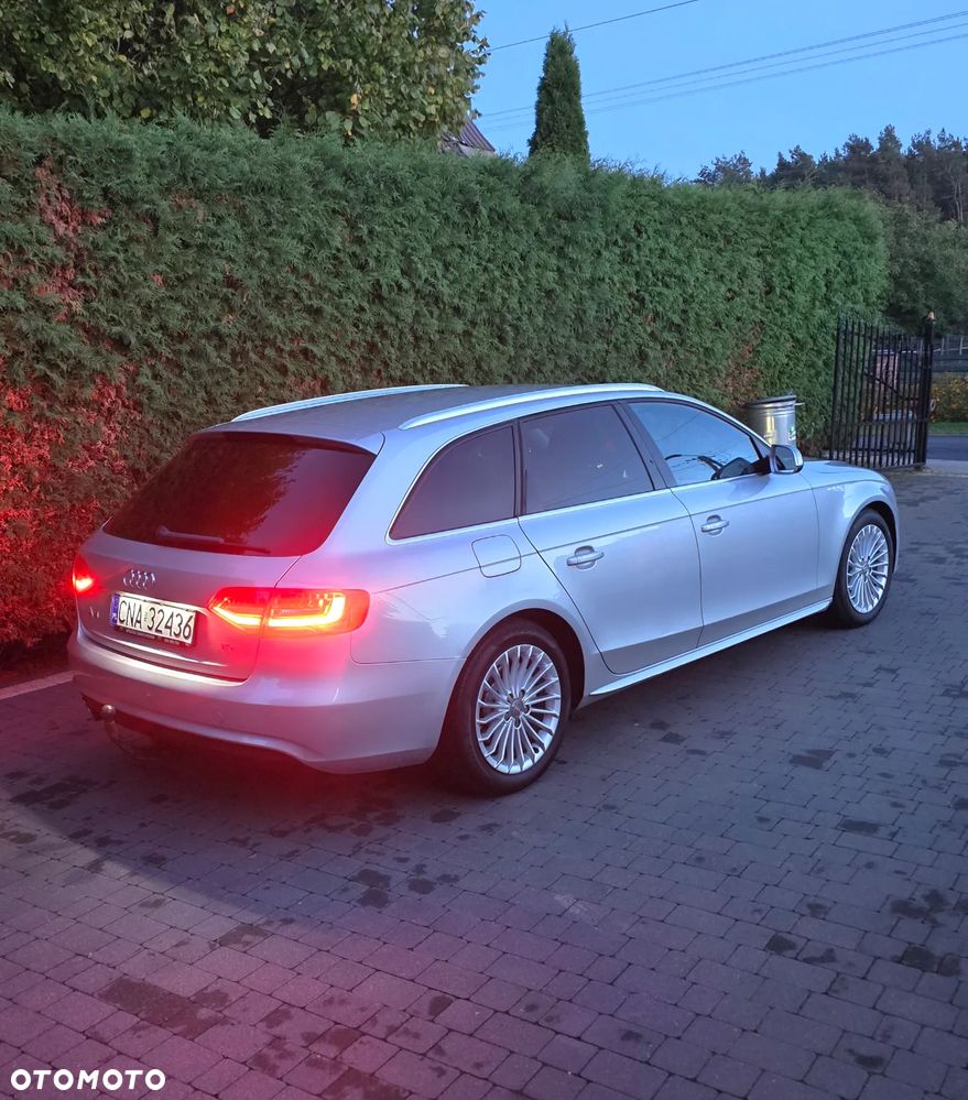 Audi A4 Avant 2014 photo 4