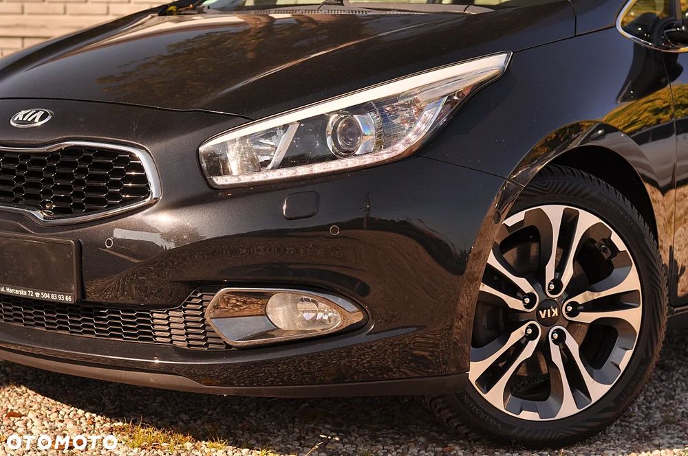 Kia Ceed 1.6 CRDi 128 Platinum Edition - 2