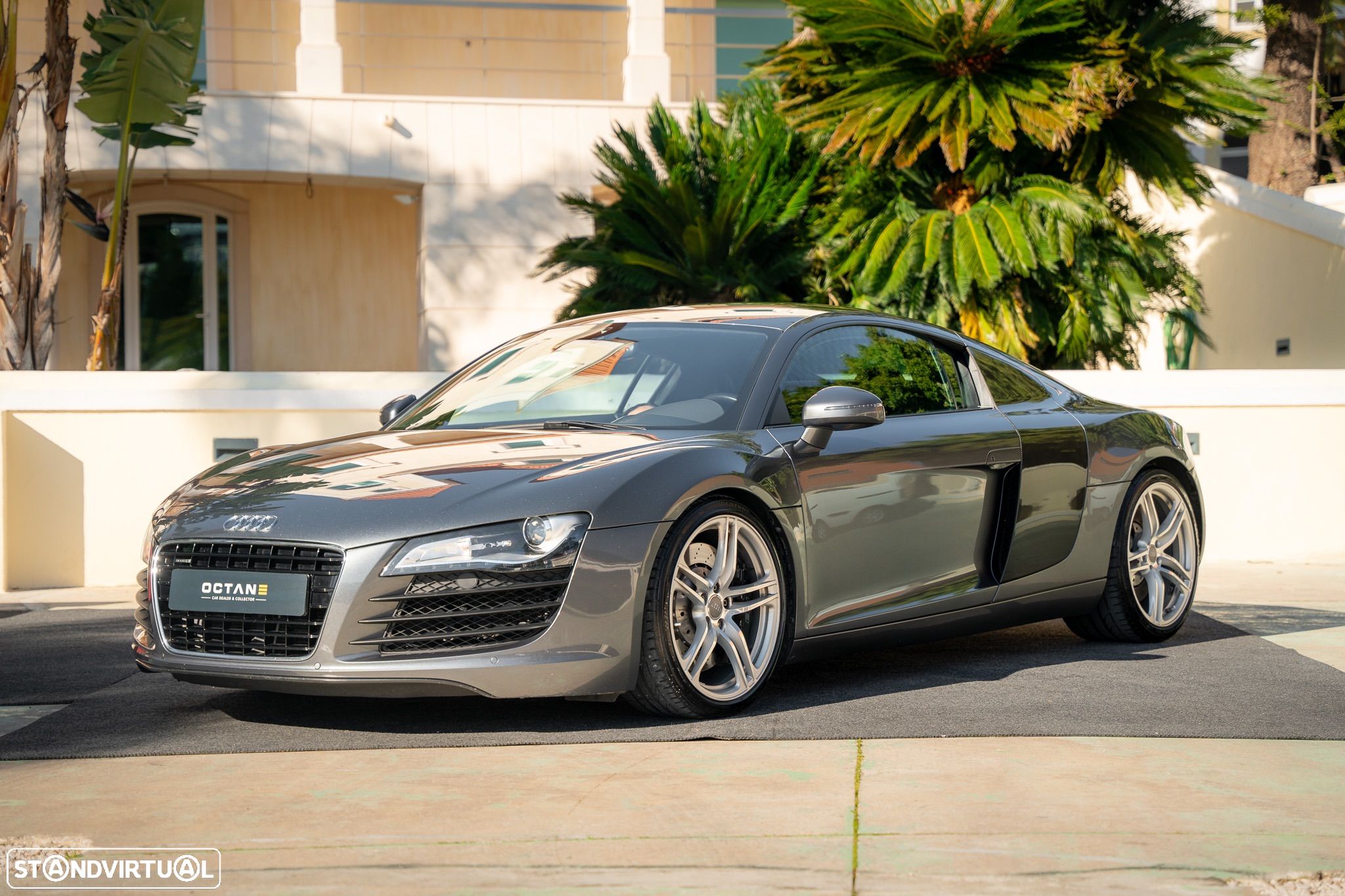 Audi R8 Coupé 4.2 FSI V8 quattro R-tronic - 1