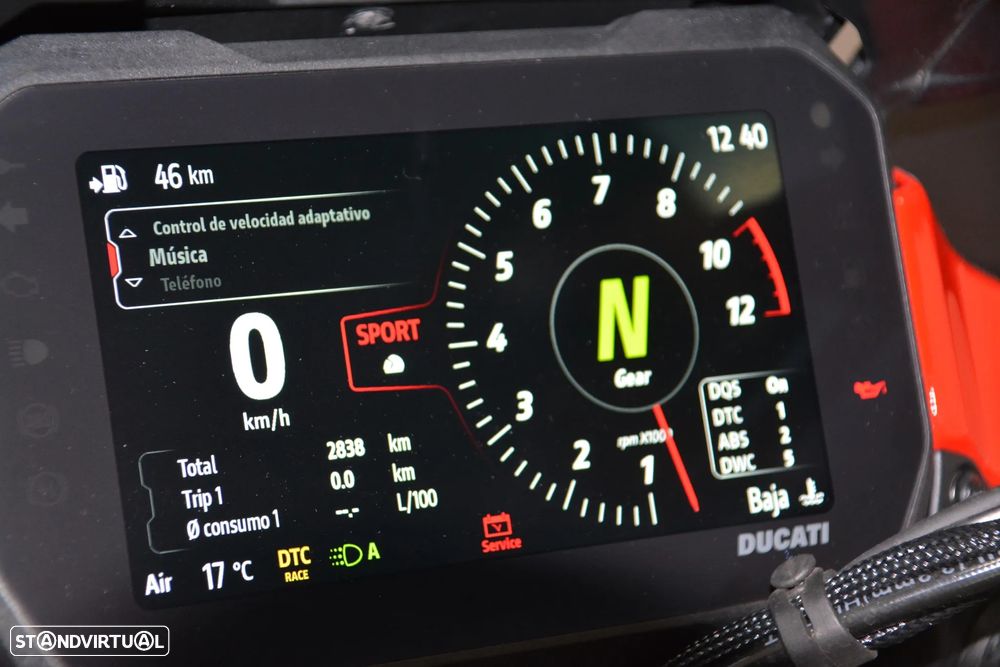 Ducati Multistrada V4 S Pikes Peak - 11