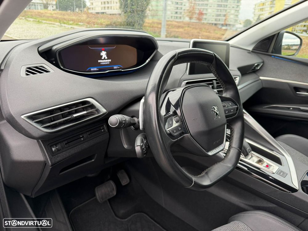 Peugeot 5008 BlueHDI 130 EAT8 Allure - 13