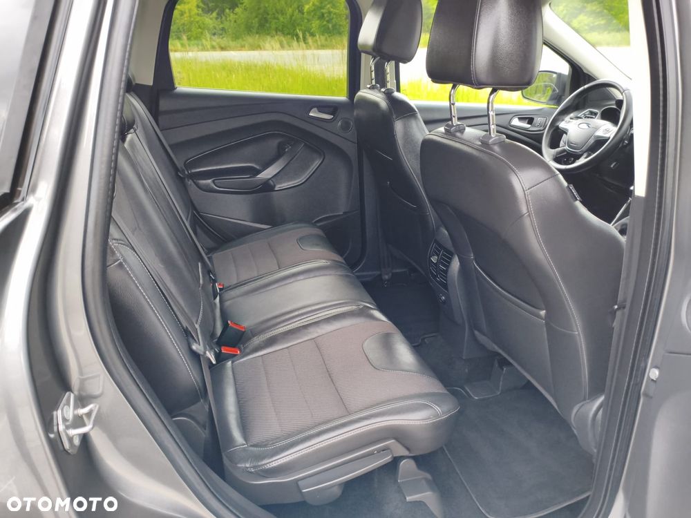 Ford Kuga 2.0 TDCi 4x4 Titanium - 26