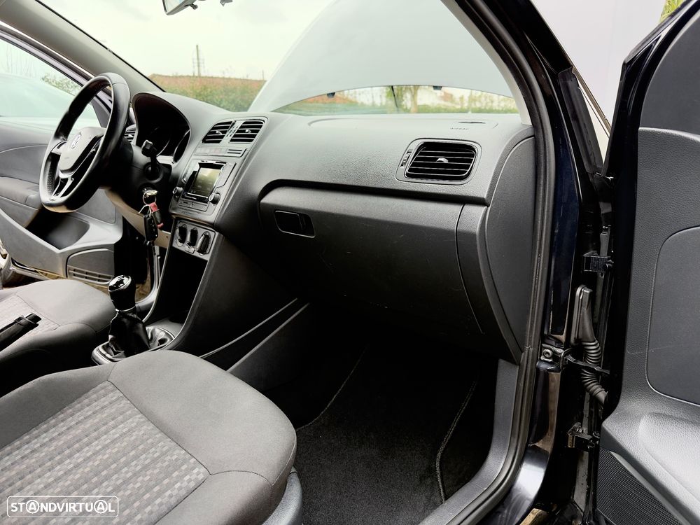 VW Polo 1.4 TDi BlueMotion - 51