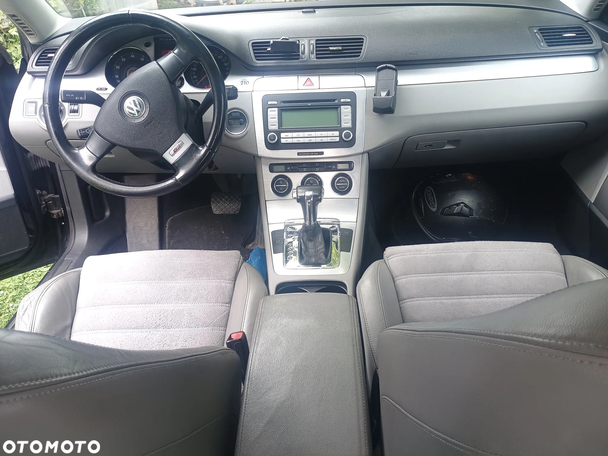 Volkswagen Passat 3.2 V6 FSI 4Mot Comfortline DSG - 16