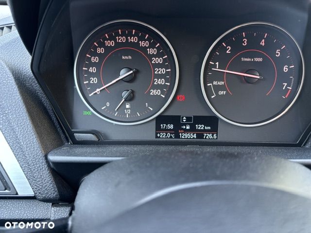 BMW Seria 1 118i Sport Line - 23