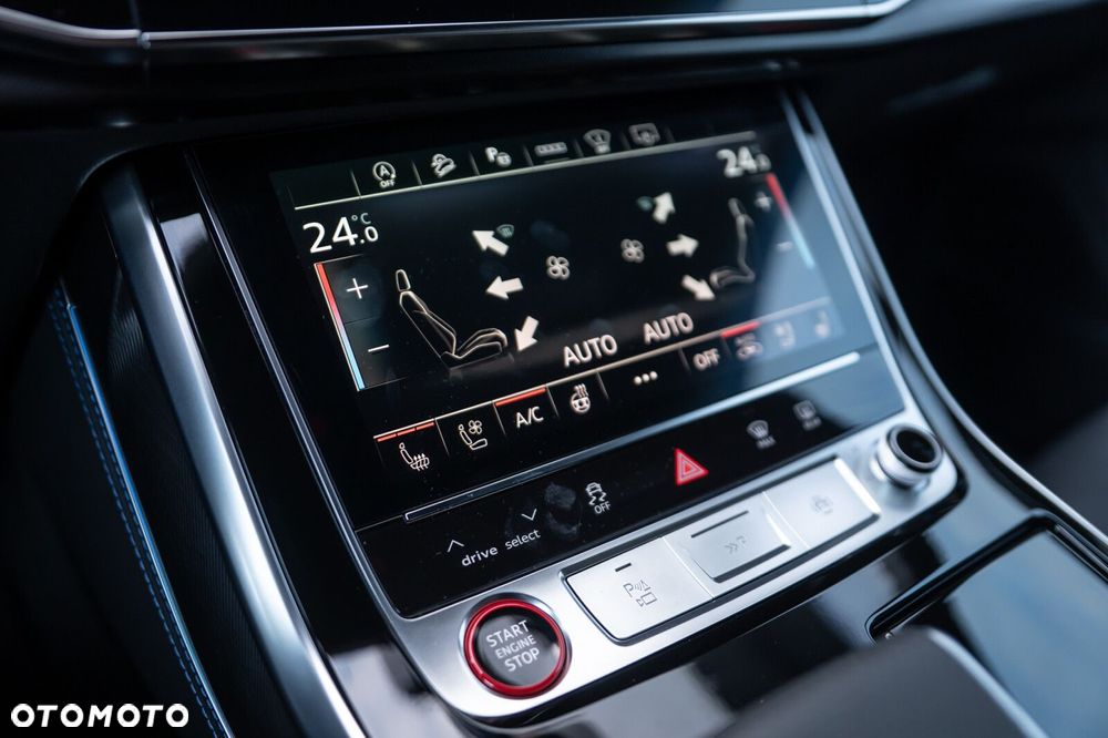 Audi RS Q8 - 27
