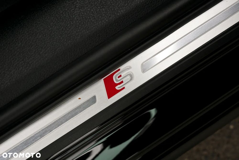 Audi A4 Limousine 35 TFSI mHEV S Line S tronic - 15