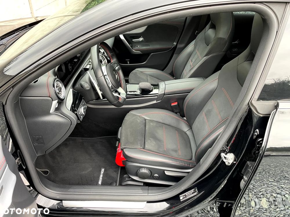 Mercedes-Benz CLA 200 d 8G-DCT AMG Line - 14