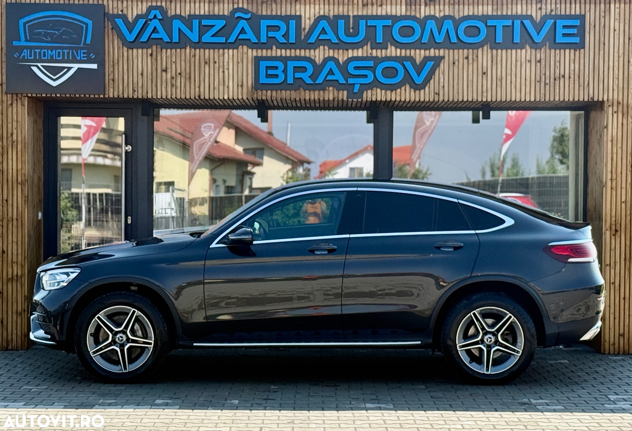 Mercedes-Benz GLC Coupe 300 e 4Matic 9G-TRONIC AMG Line - 15