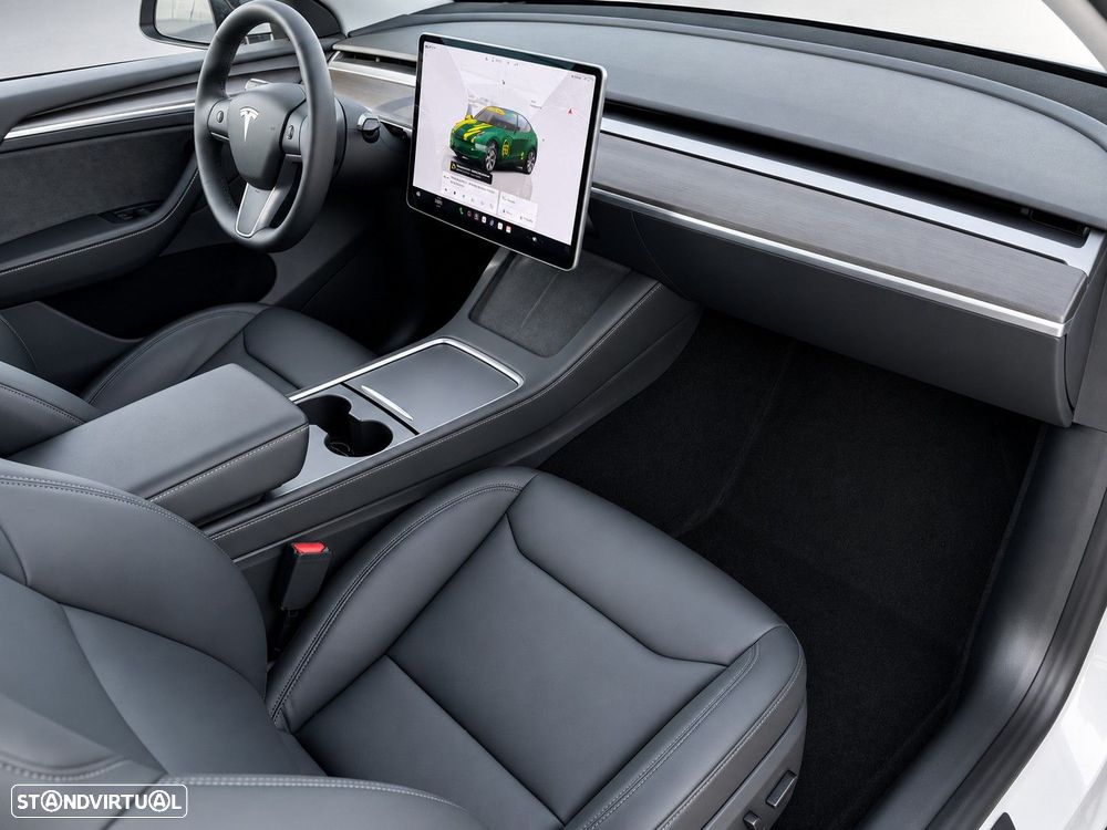 Tesla Model Y Long Range Dual Motor AWD - 10