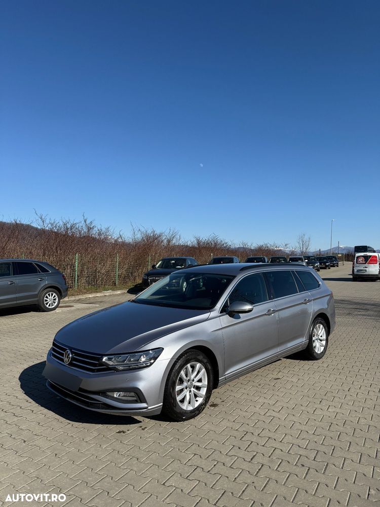 Volkswagen Passat 2.0 TDI DSG Comfortline - 3