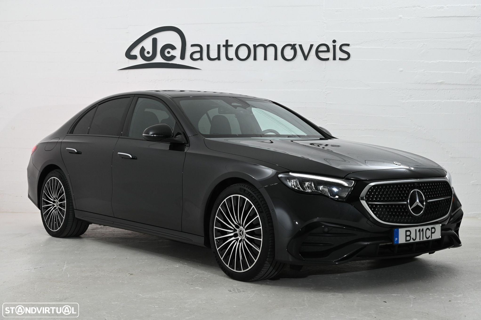 Mercedes-Benz E 300 e AMG Line - 1