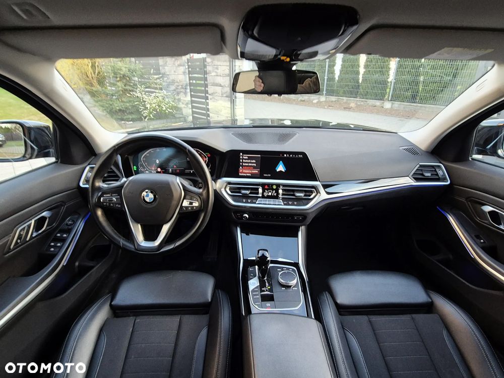 BMW Seria 3 320i Sport Line - 5