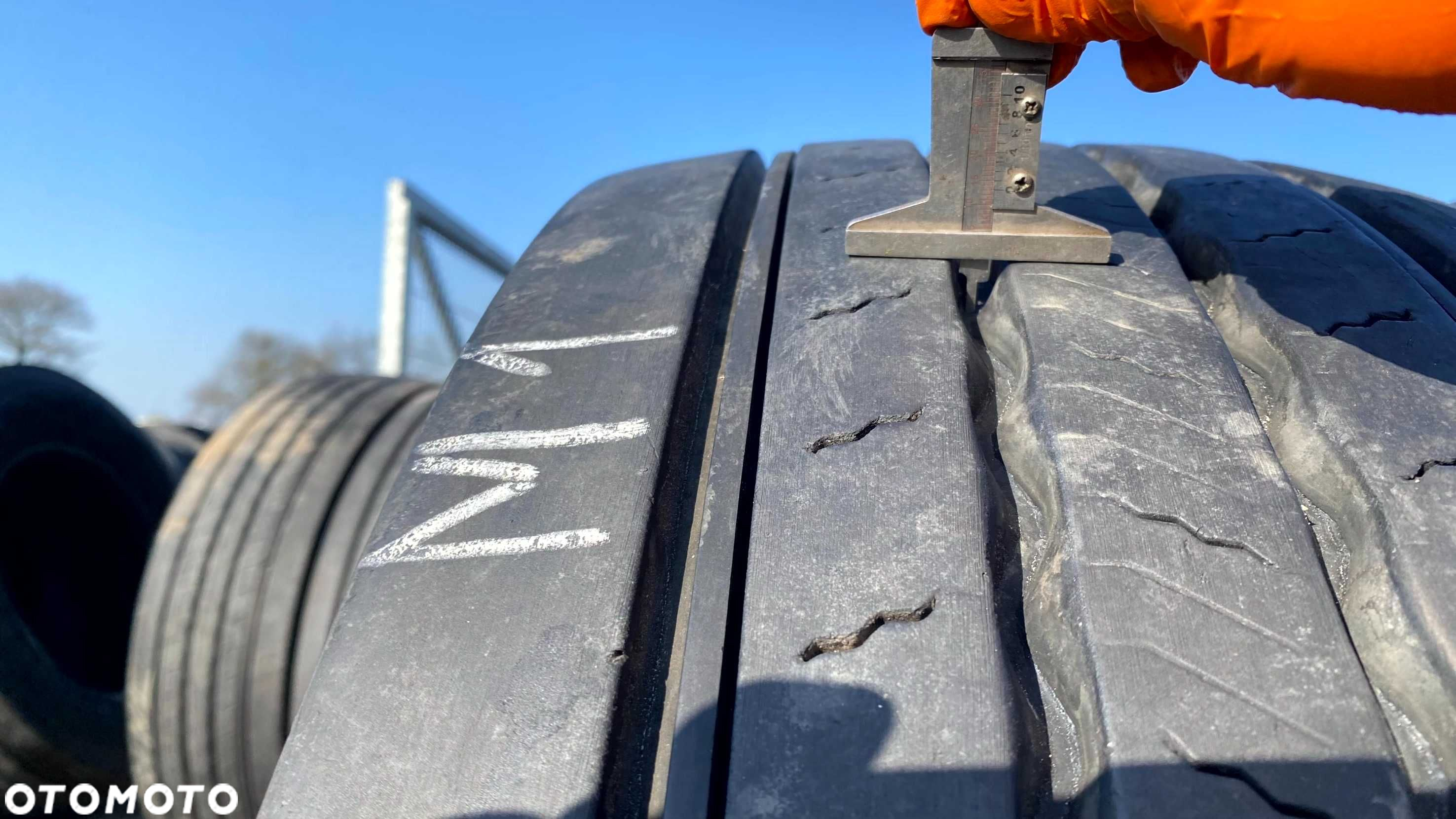 Opona 315/70R22.5 Continetal Conti Hybrid HS3+ - 2
