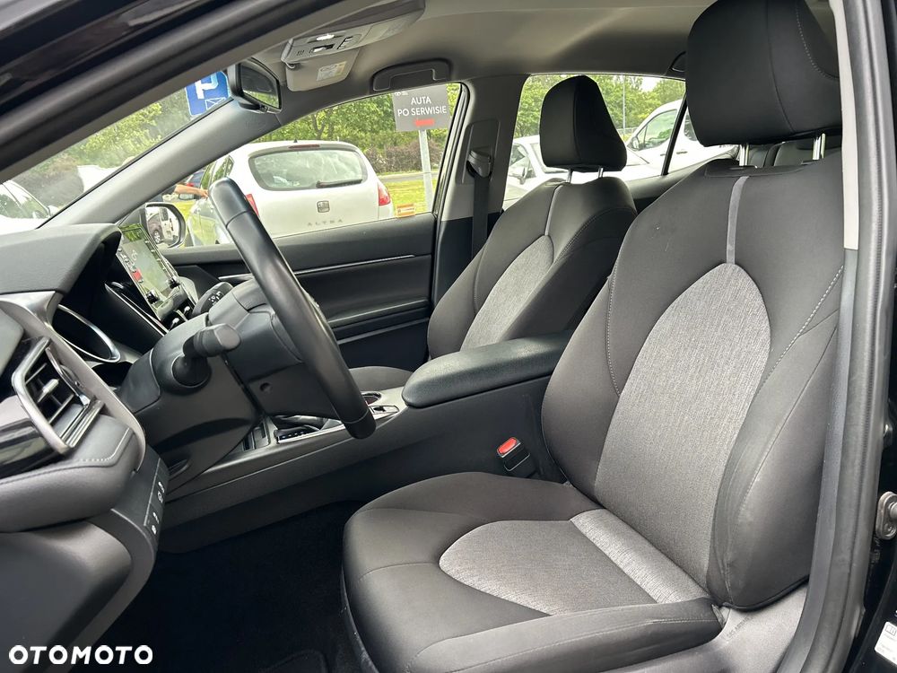 Toyota Camry 2.5 Hybrid Comfort CVT - 9