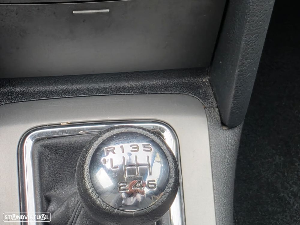 Peugeot 407 SW 2.0 HDi Executive - 16