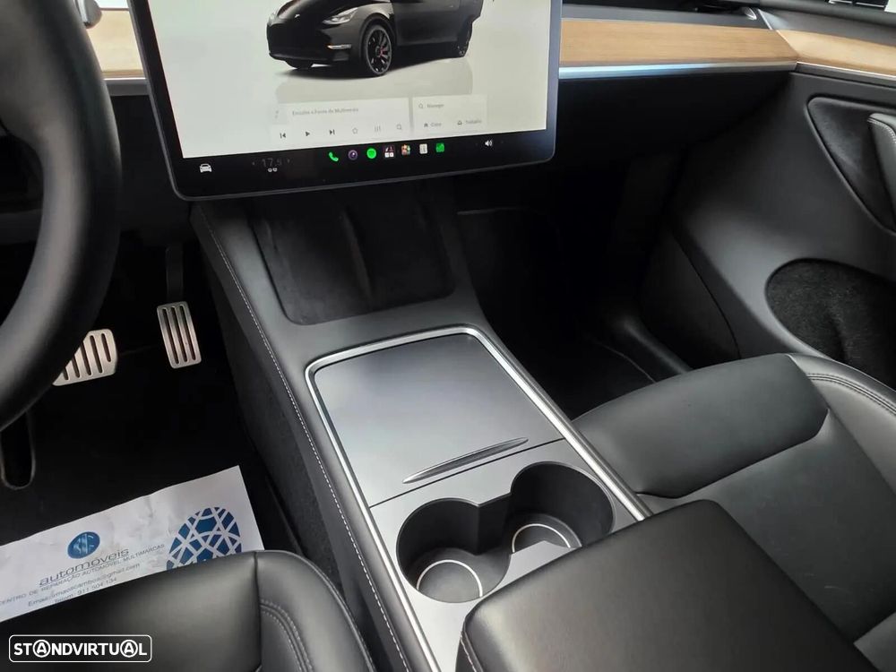 Tesla Model Y Performance Dual Motor AWD - 2