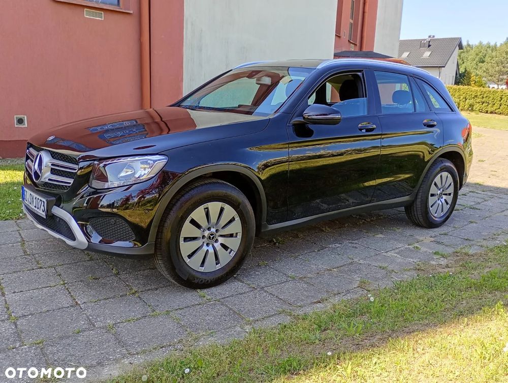 Mercedes-Benz GLC - 25