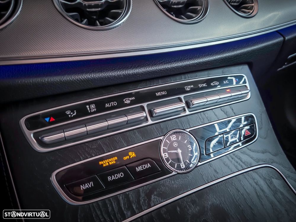 Mercedes-Benz E 220 d Cabrio 9G-Tronic AMG Line - 43