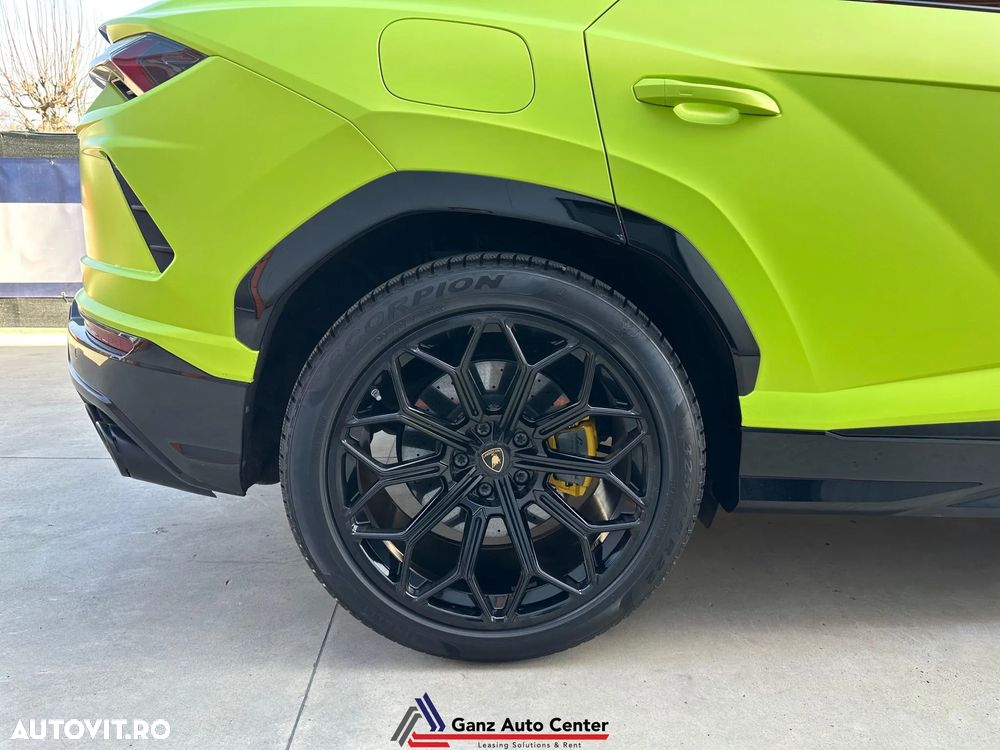 Lamborghini URUS Standard - 28