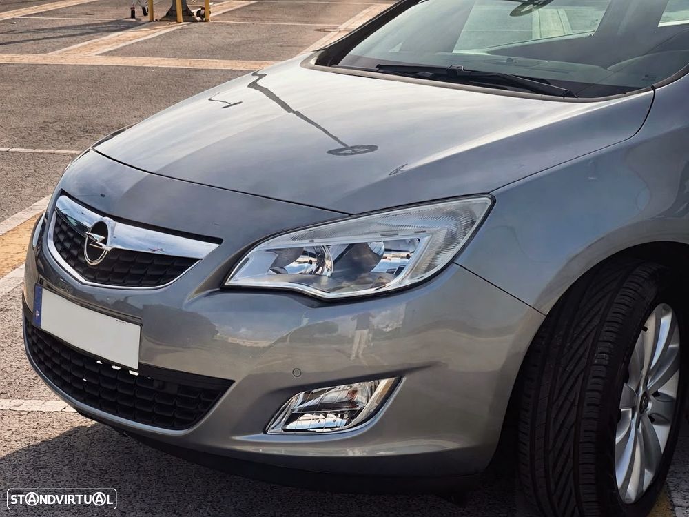 Opel Astra Sports Tourer 1.4 Cosmo - 4