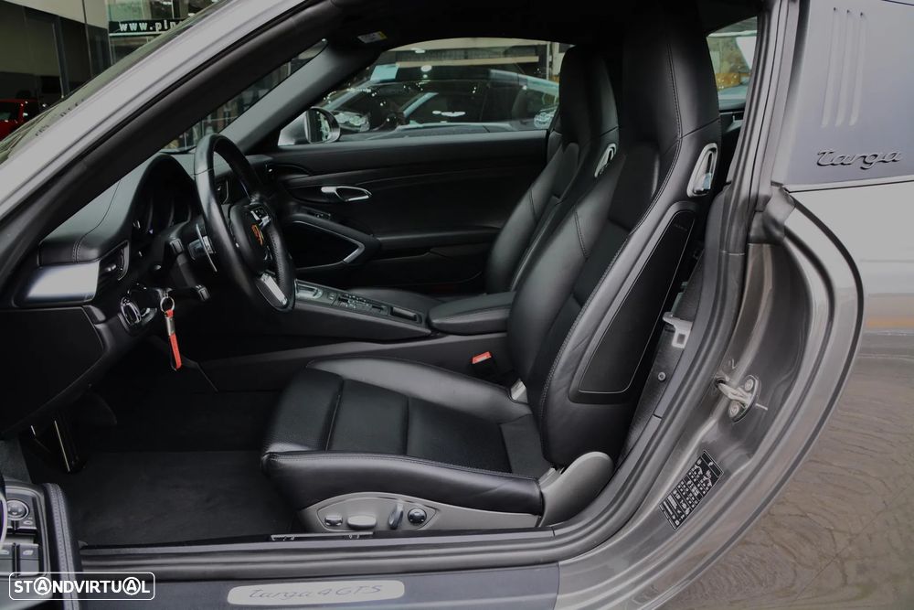 Porsche 911 (991) Targa 4 GTS PDK - 26