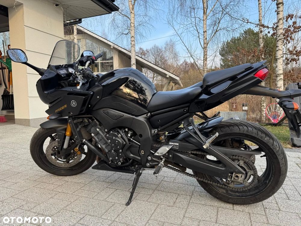 Yamaha FZ8 - 3