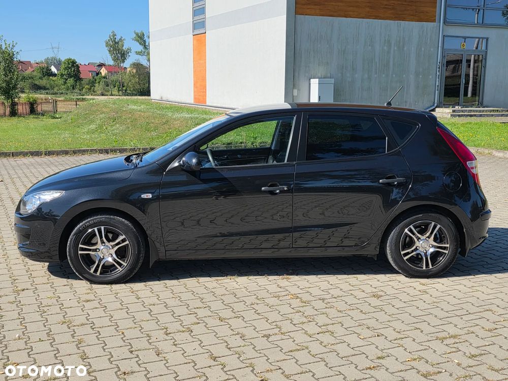 Hyundai i30 1.4 Base - 4