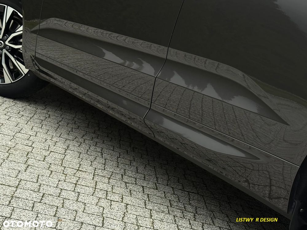 Volvo XC 60 B4 D Plus Dark - 36