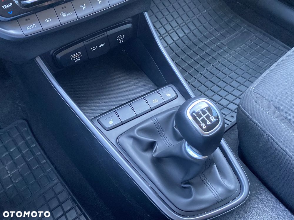 Hyundai i20 1.2 Modern - 20