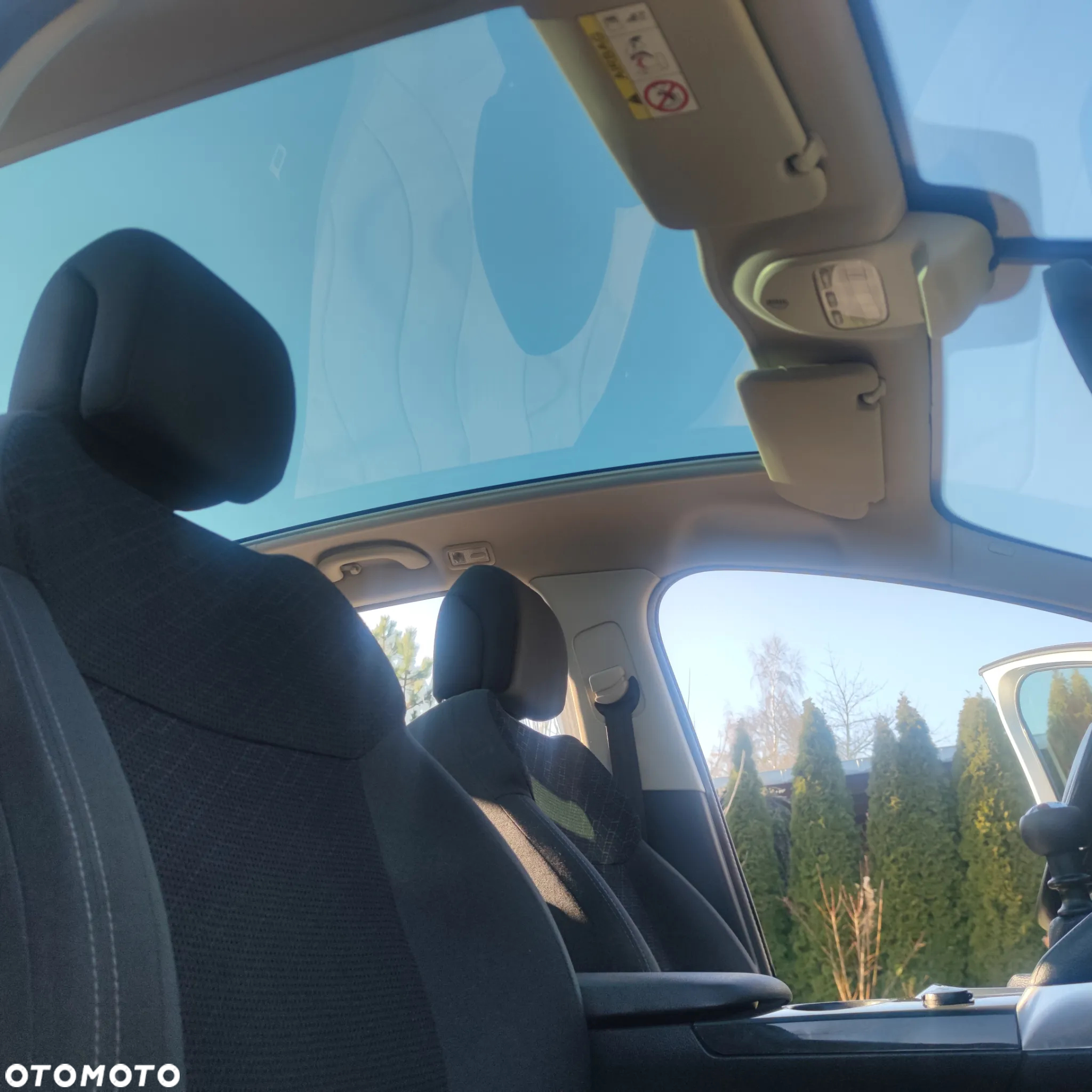 Peugeot 3008 1.6 BlueHDi Style S&S - 25