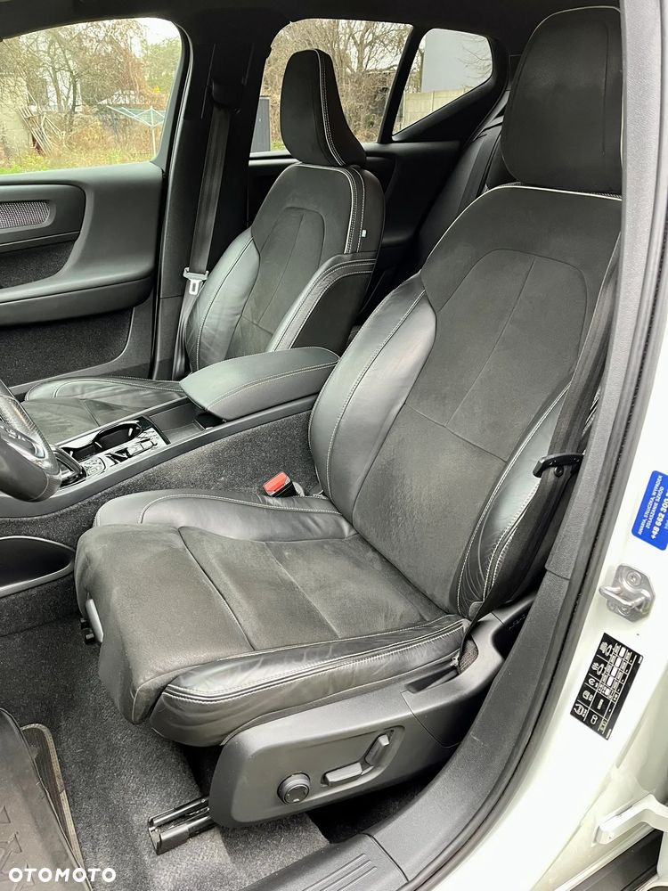 Volvo XC 40 T5 Plug-In Hybrid R-Design - 17