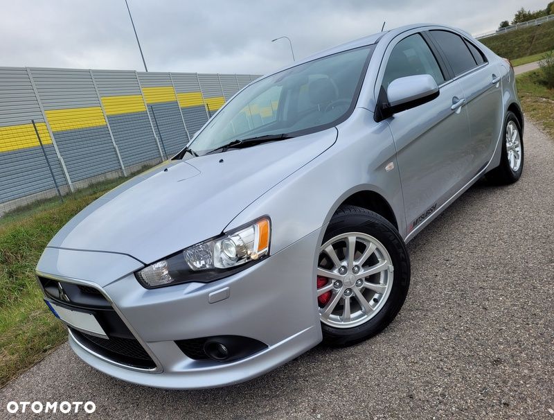 Mitsubishi Lancer