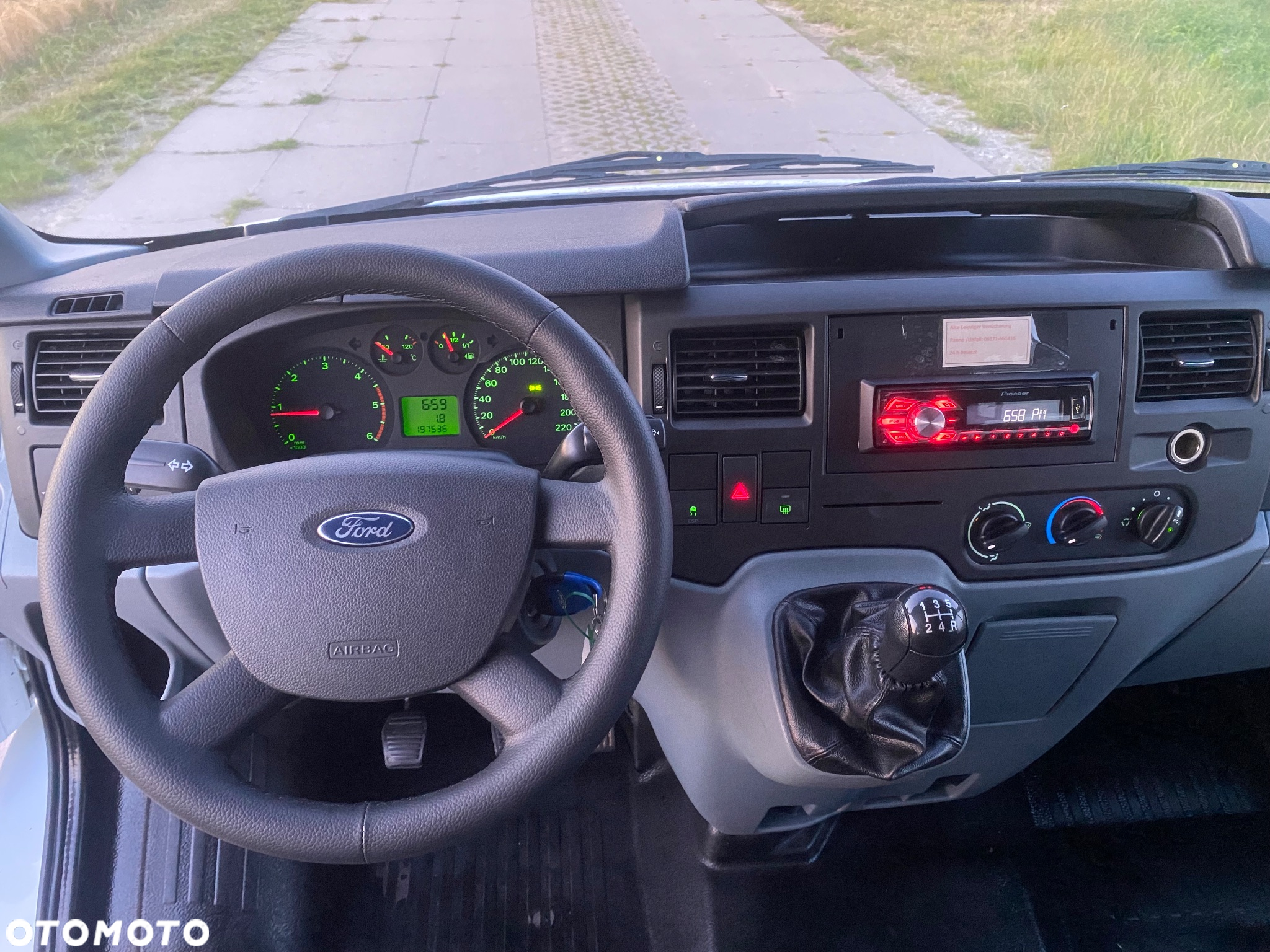 Ford Transit - 10