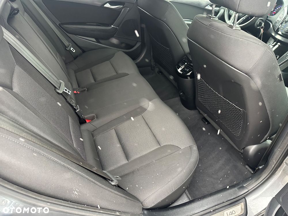 Hyundai i40 Kombi blue 1.7 CRDi DCT Premium - 13