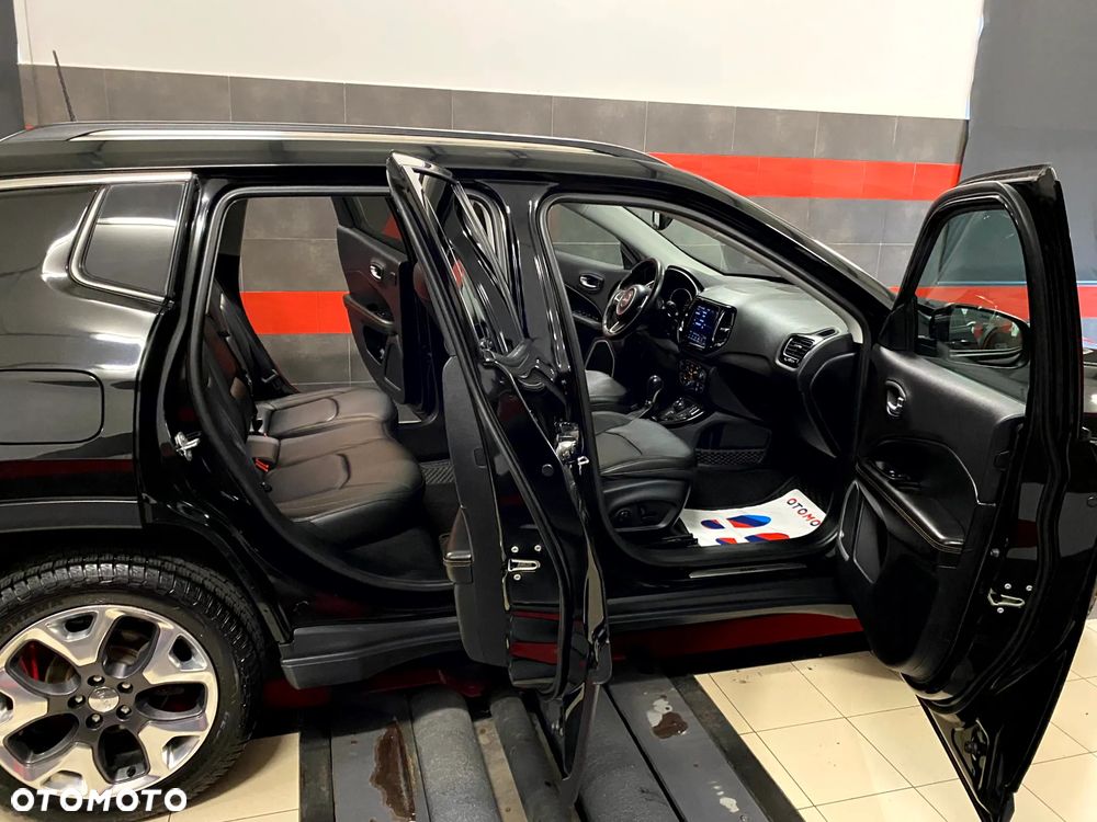 Jeep Compass 1.4 TMair Limited 4WD S&S - 26